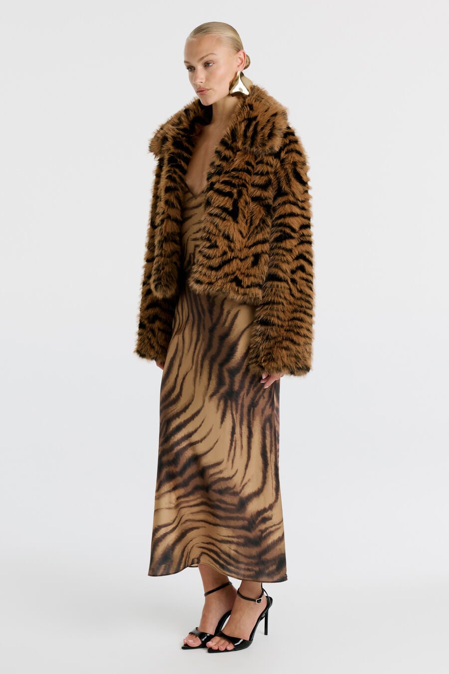 COLETTE FAUX FUR JACKET in colour Animal Print