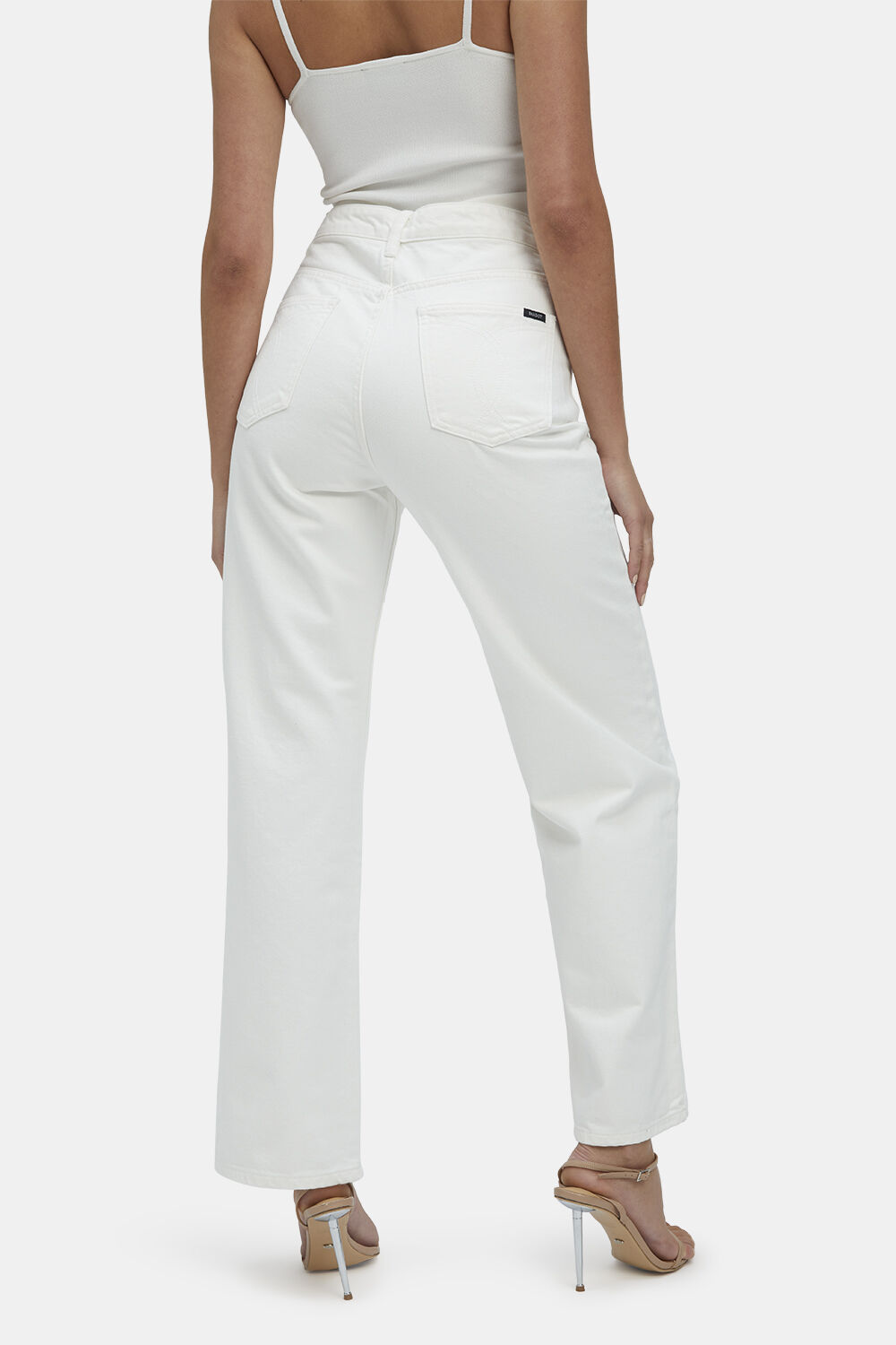 PIA STRAIGHT JEAN in colour CLOUD DANCER