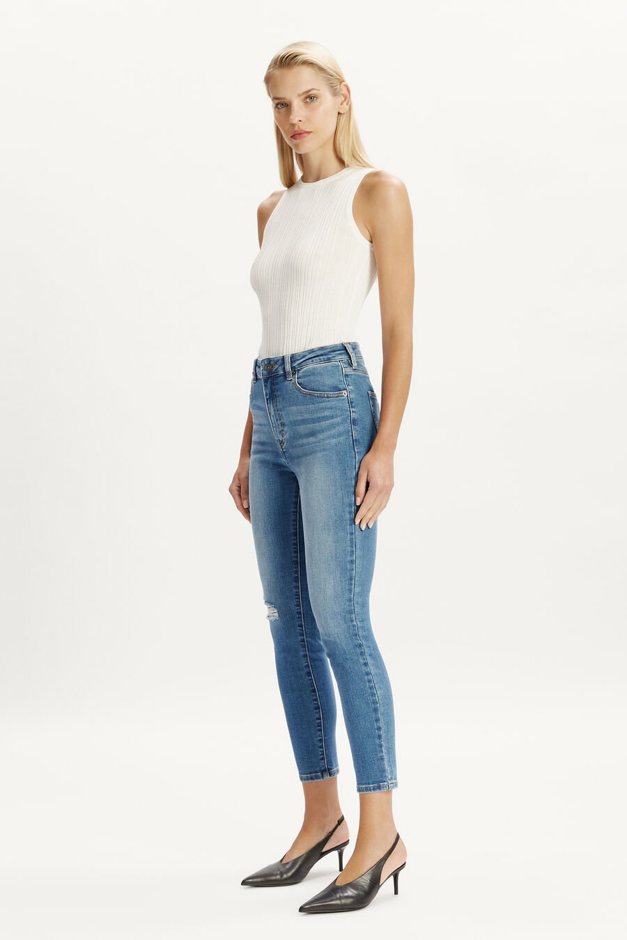 KHLOE HI CROP JEANS II in colour DARKDENIM