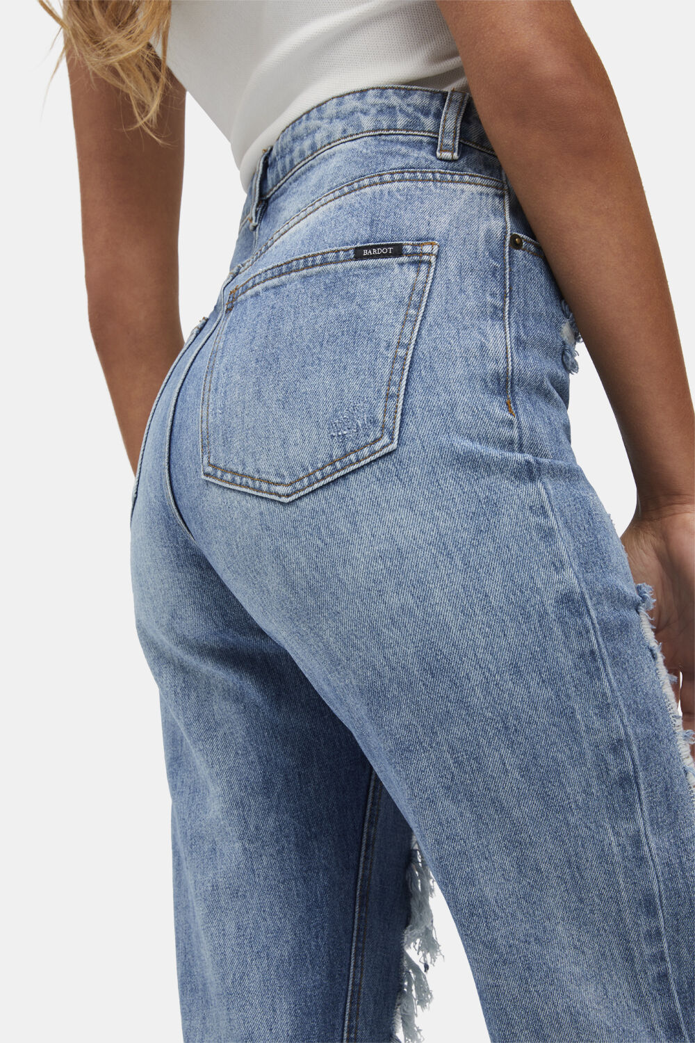THE MUM JEANS IN VINTAGE