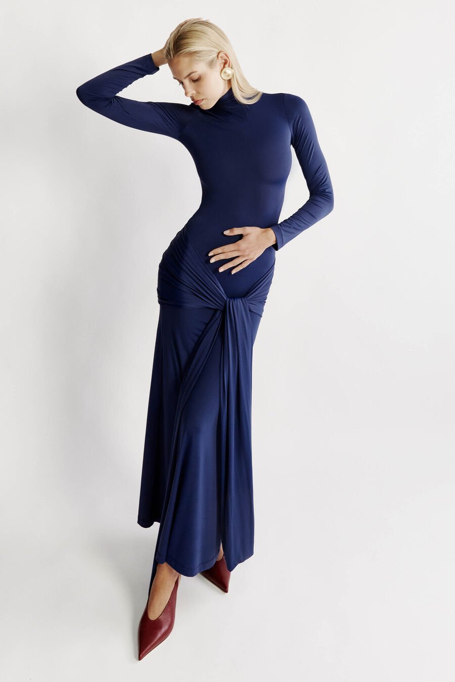 ALIX MAXI TIE FRONT DRESS in colour NAVY