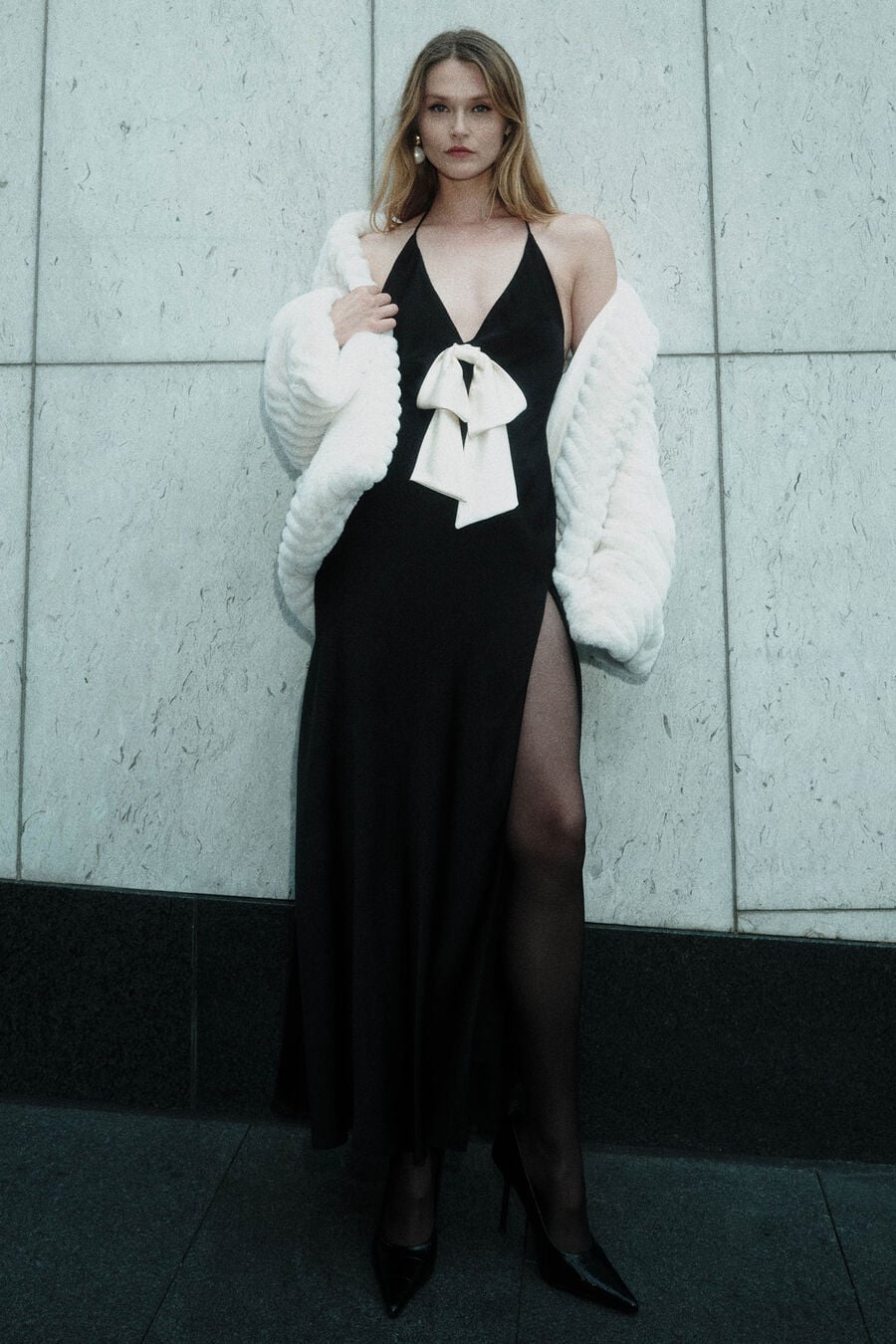 LAVINA BOW HALTER DRESS in colour Black