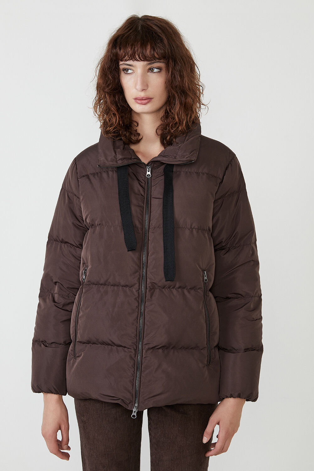 Mia Puffer Down Jacket In Chocolate Bardot
