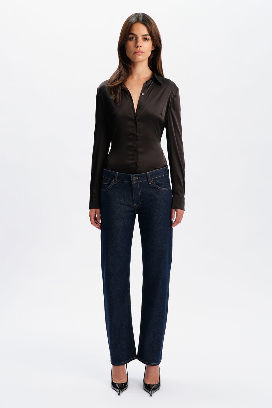 030 Low Rise Straight Leg Jean