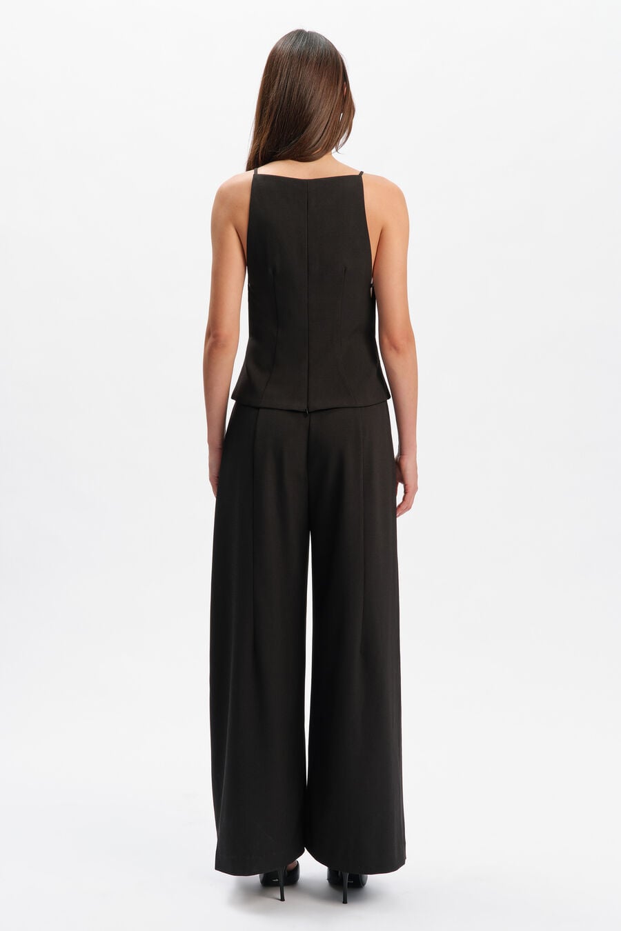 Arelia High Neck Top