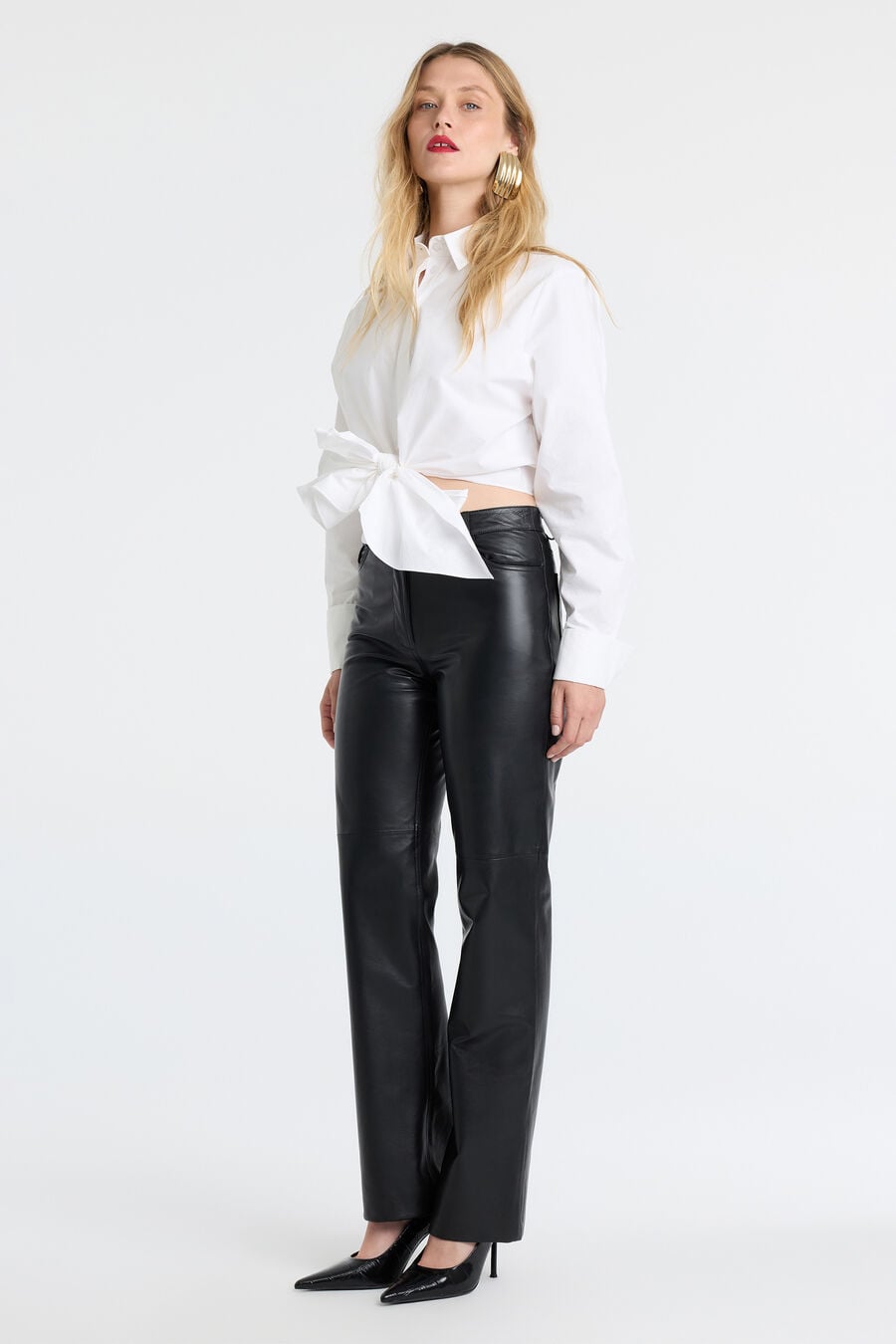 NIA VEGAN LEATHER PANT in colour BLACK
