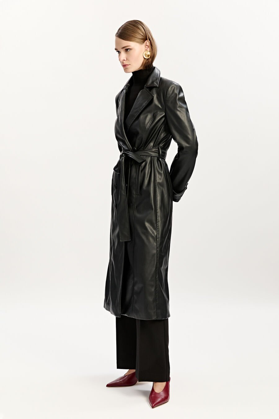 VEGAN LEATHER TRENCH COAT in colour BLACK