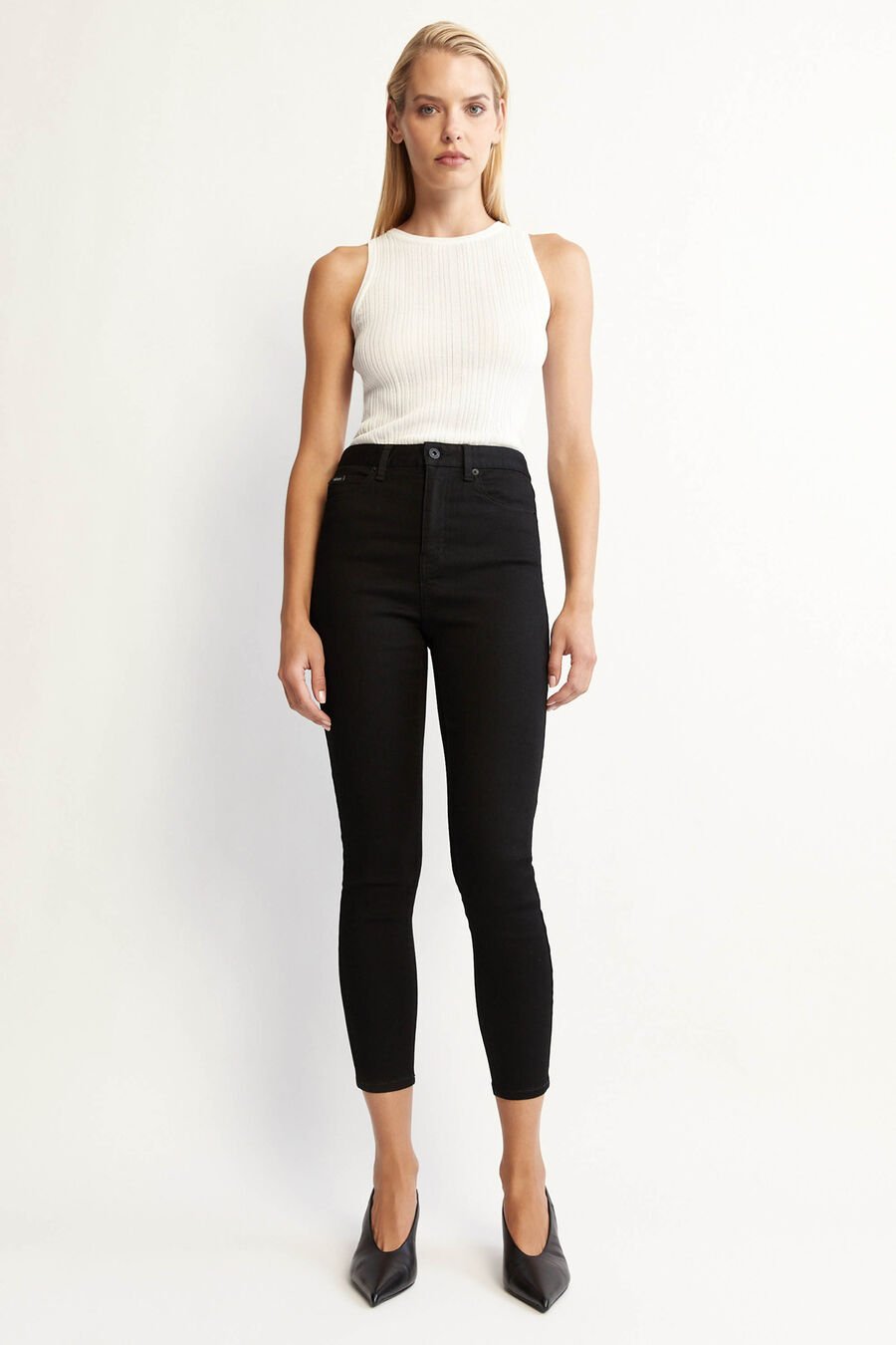 KHLOE HI CROP JEANS in colour BLACK