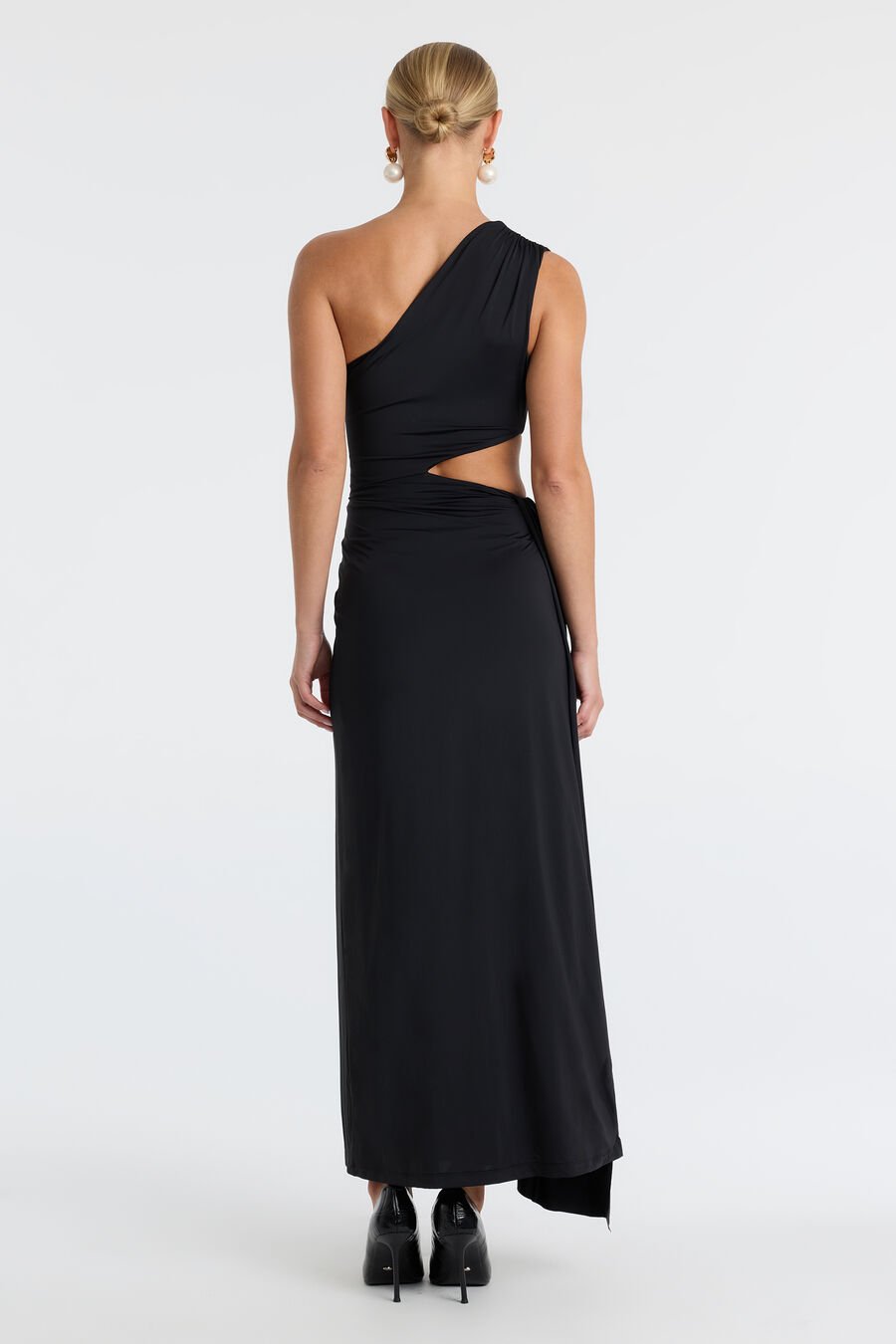 SASKIA ONE SHOULDER MAXI DRESS in colour Black