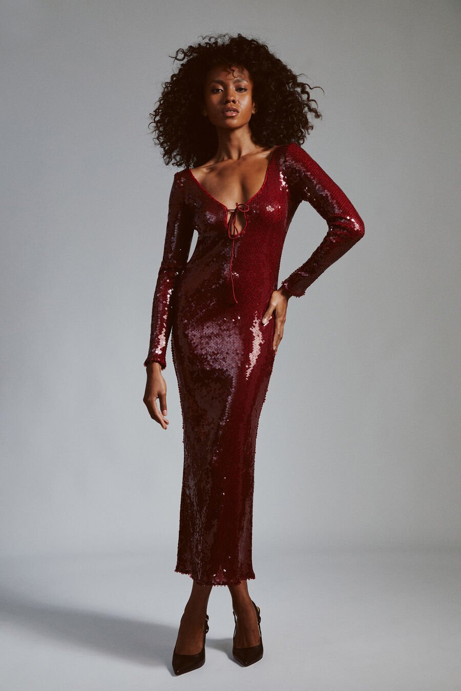 VERONA SEQUIN MAXI DRESS in colour BURGUNDY