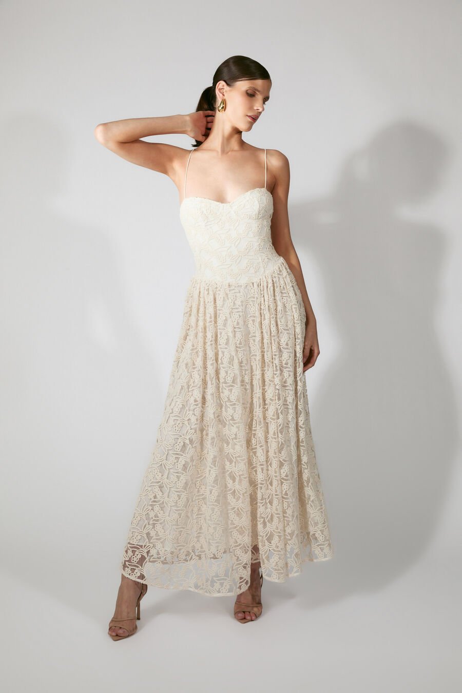 ESTIE BRODERIE MAXI DRESS in colour Light Beige