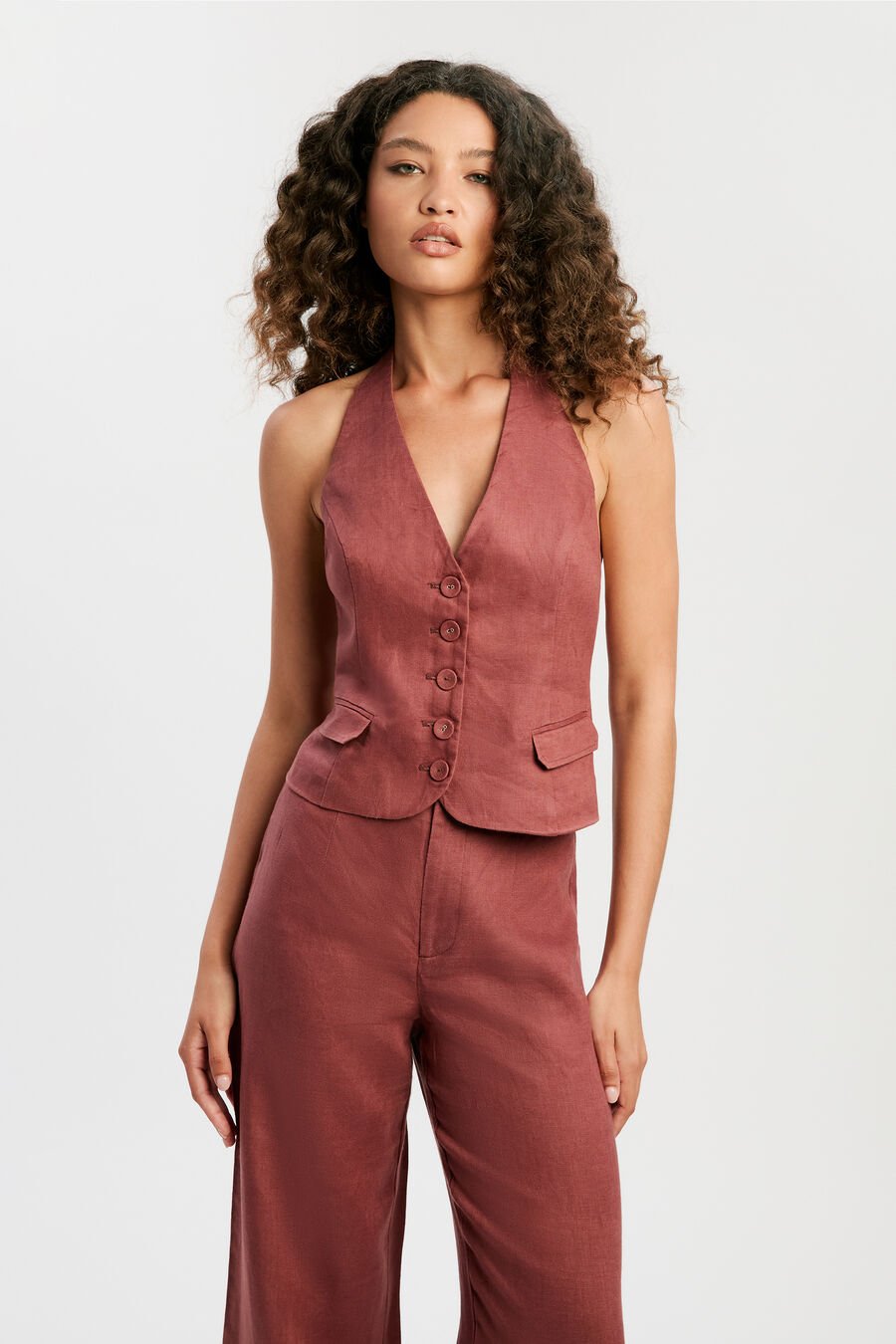 DOMENICA HALTER LINEN VEST in colour Chestnut