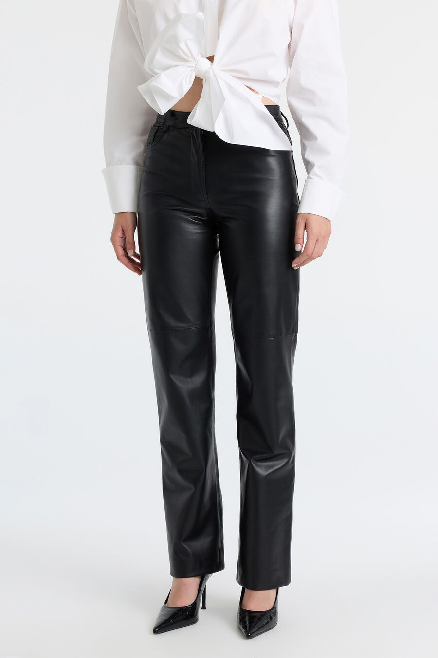 NIA VEGAN LEATHER PANT in colour BLACK