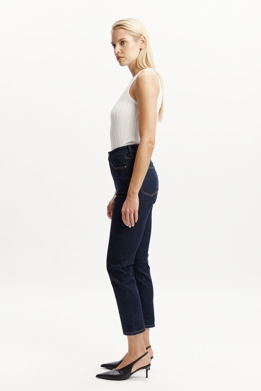 HEIDI STRAIGHT LEG JEANS II in colour DARK