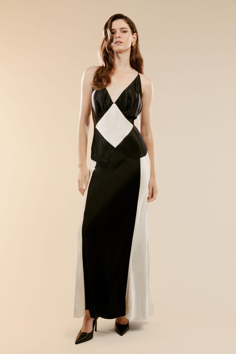 ADORA CONTRAST MAXI DRESS in colour Black Ivory