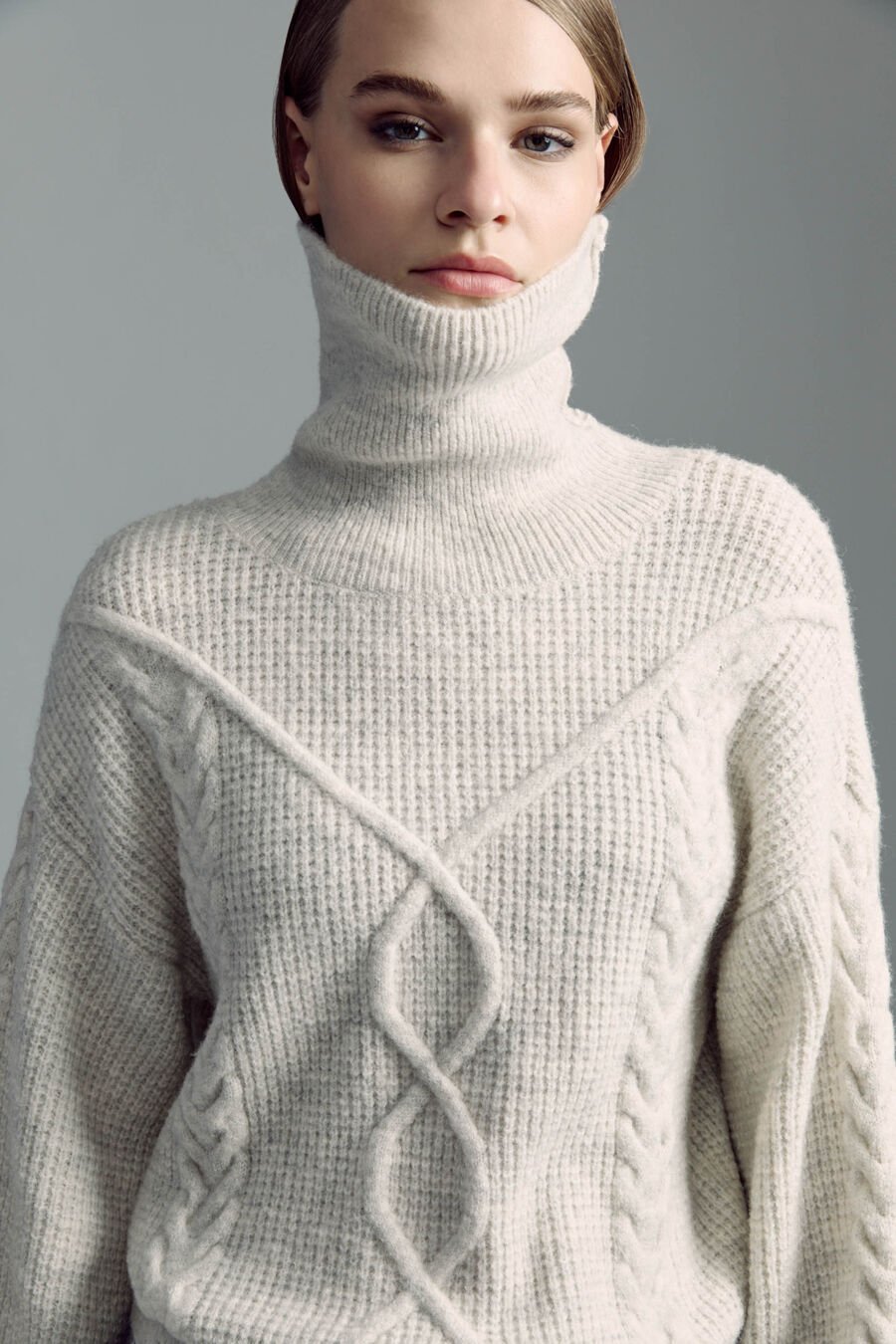 Maya Cable Knit