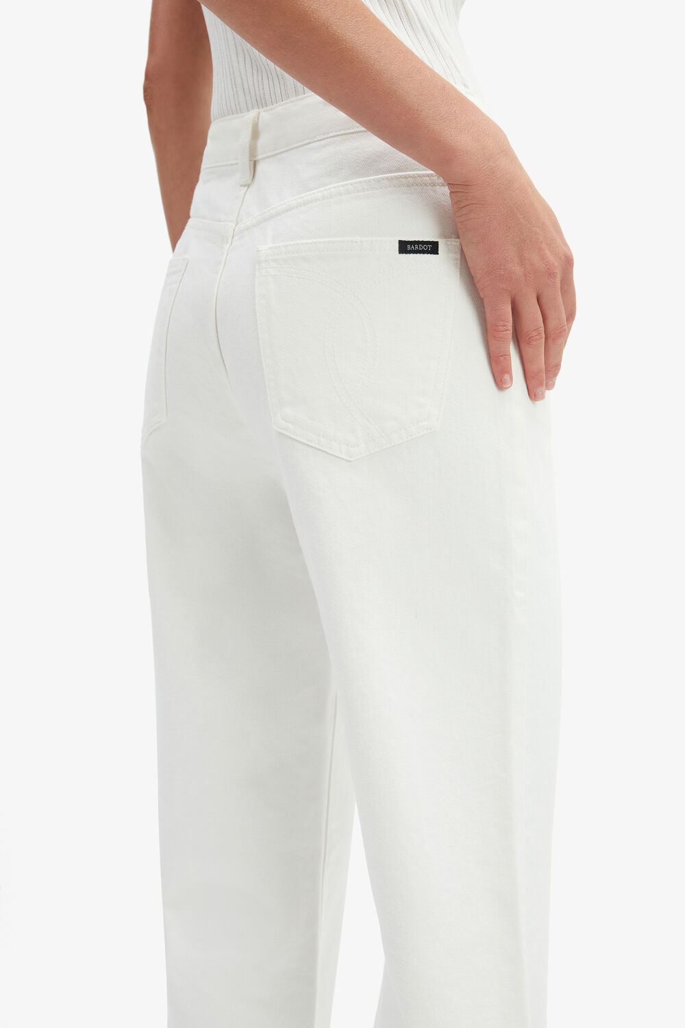 PIA STRAIGHT JEAN in colour CLOUD DANCER