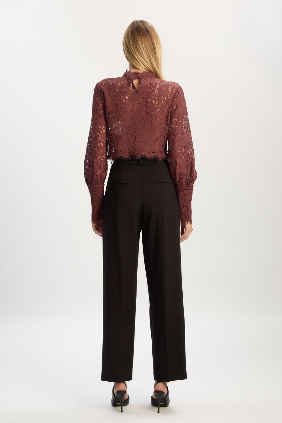 LACE GEORGIA TOP in colour Deep Plum