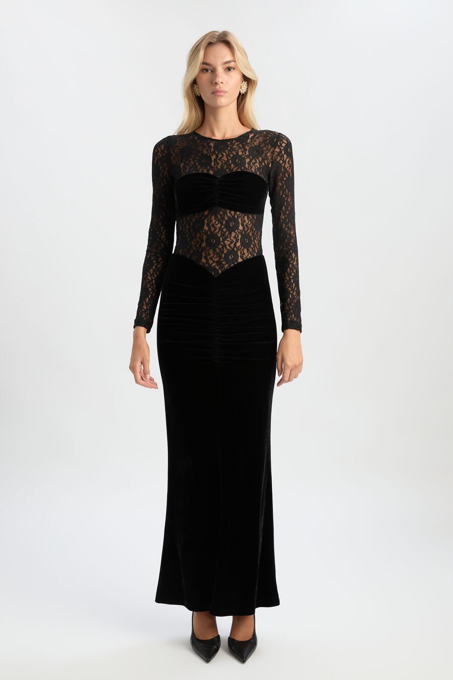 Helenie Velour Lace Maxi Dress