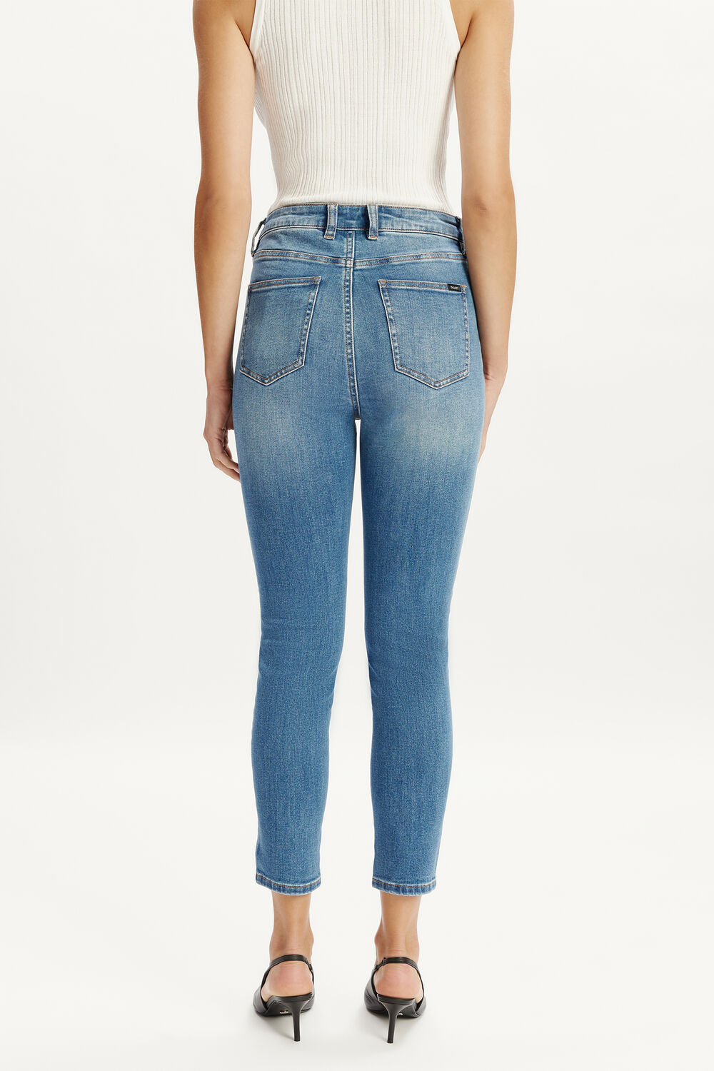 KHLOE HI CROP JEAN II in colour DARK DENIM