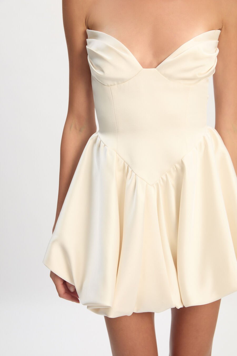 AVELLA BUBBLE HEM MINI DRESS in colour Ivory