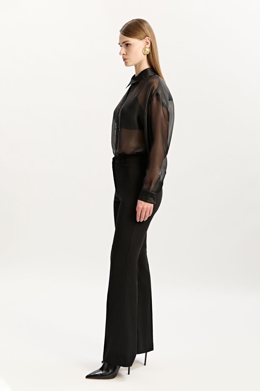HALIFAX SLIM FLARE PANT in colour BLACK