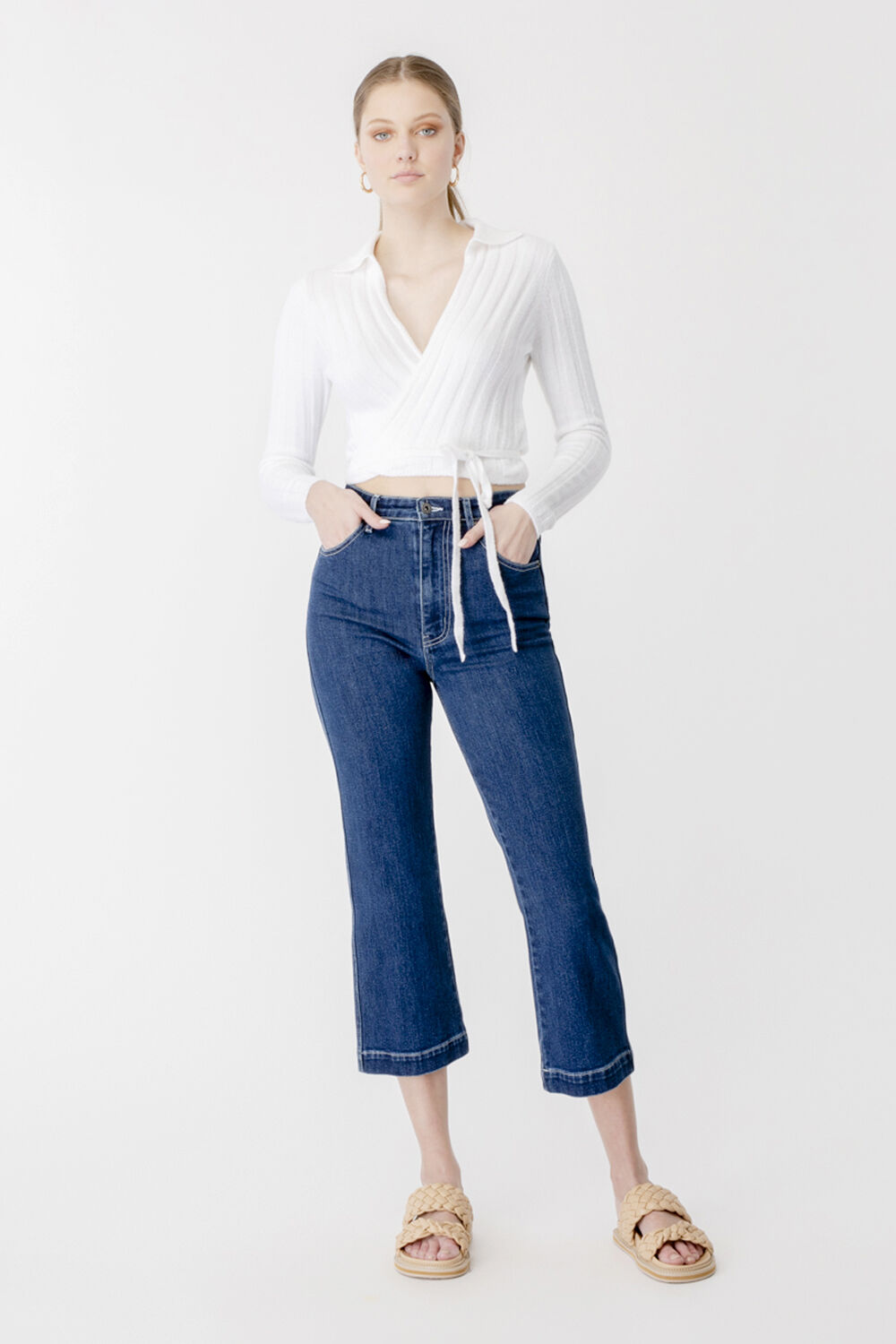 【メーカー直売】の商品をすべて ELLIE TOP KNIT OVER CROSS ニット/セーター