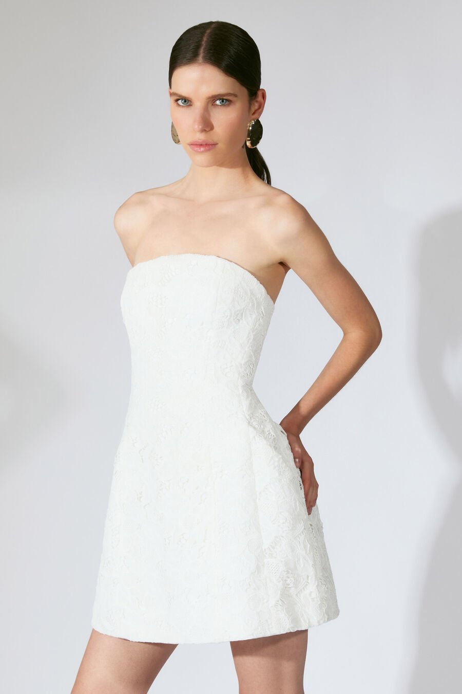 KAROLINE LACE MINI DRESS in colour Orchid white