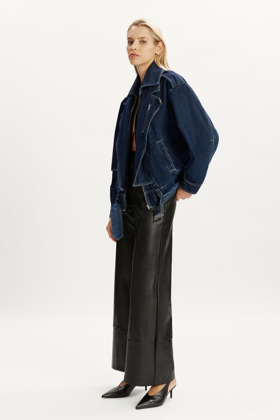 KAVI OVERSIZED DENIM JACKET in colour DARKDENIM