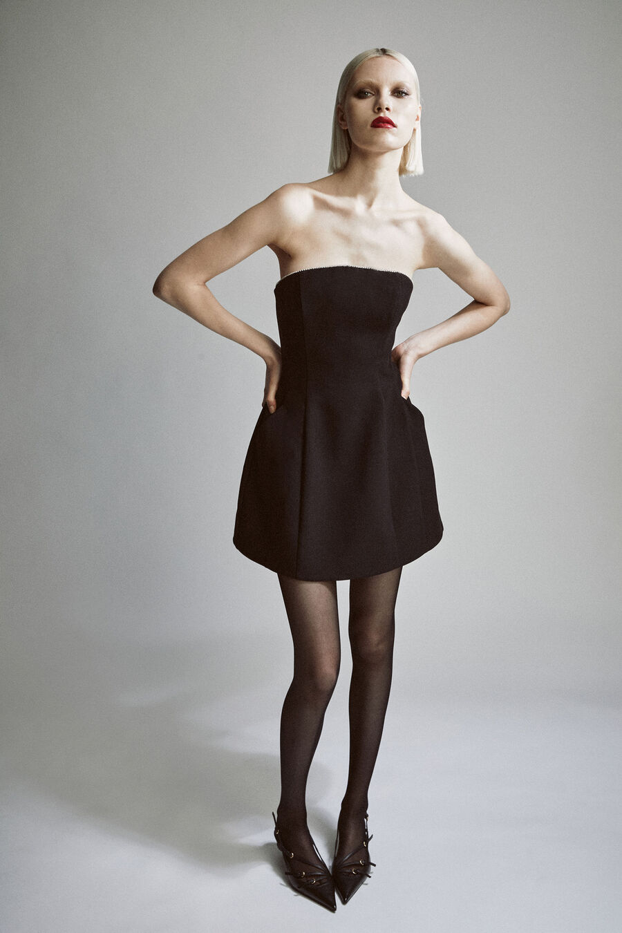 Bardot Karoline Trim Hourglass Dress Black Bardot Karoline Trim Hourglass Dress Black