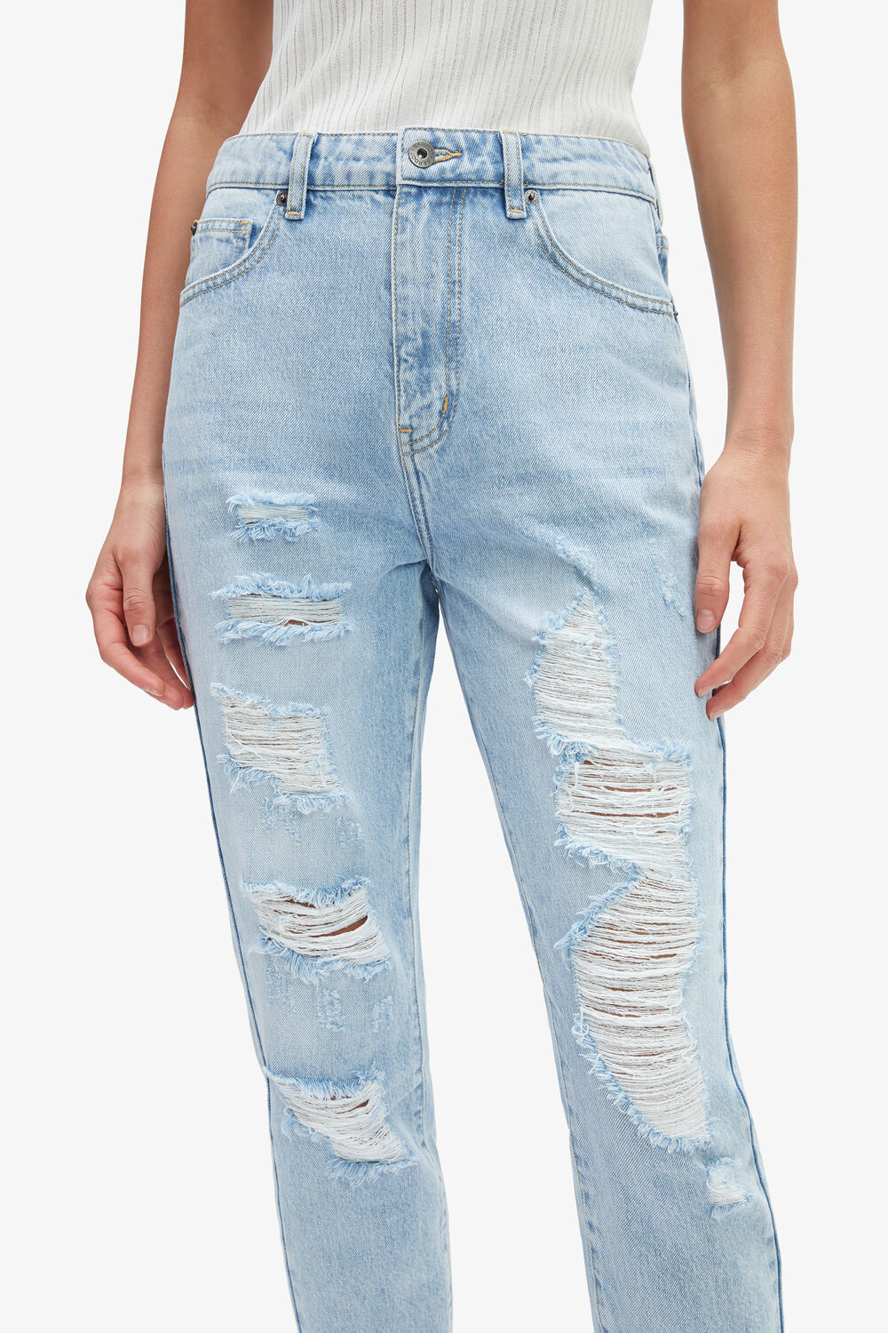 THE MUM JEAN in colour DUSTY BLUE