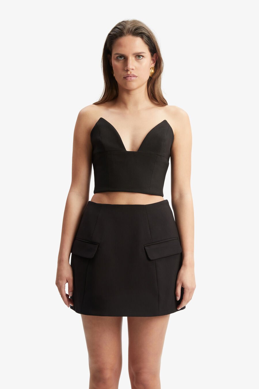 DELPHI STRAPLESS CROP TOP in colour BLACK