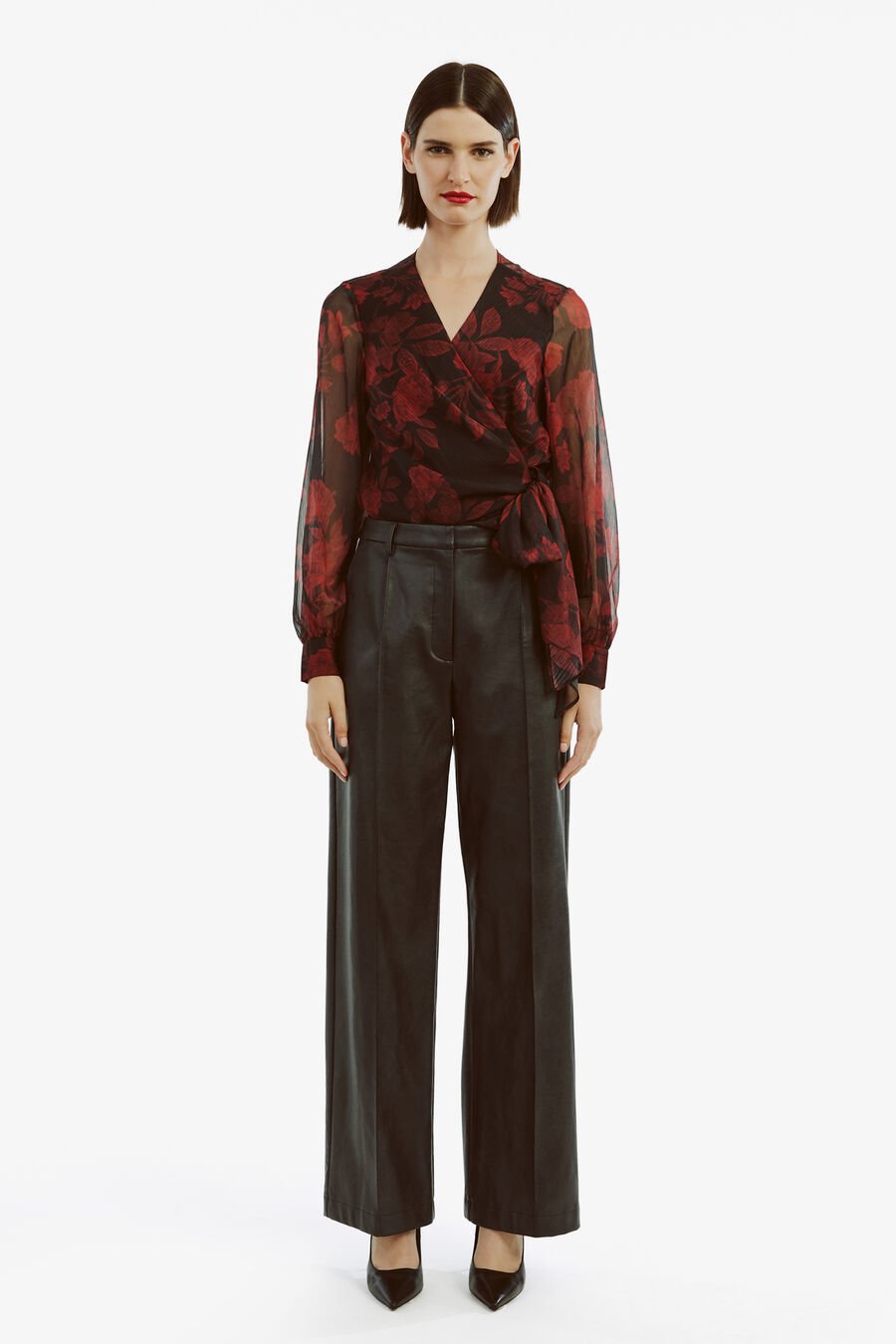DIANA WRAP TOP in colour RED FLORAL