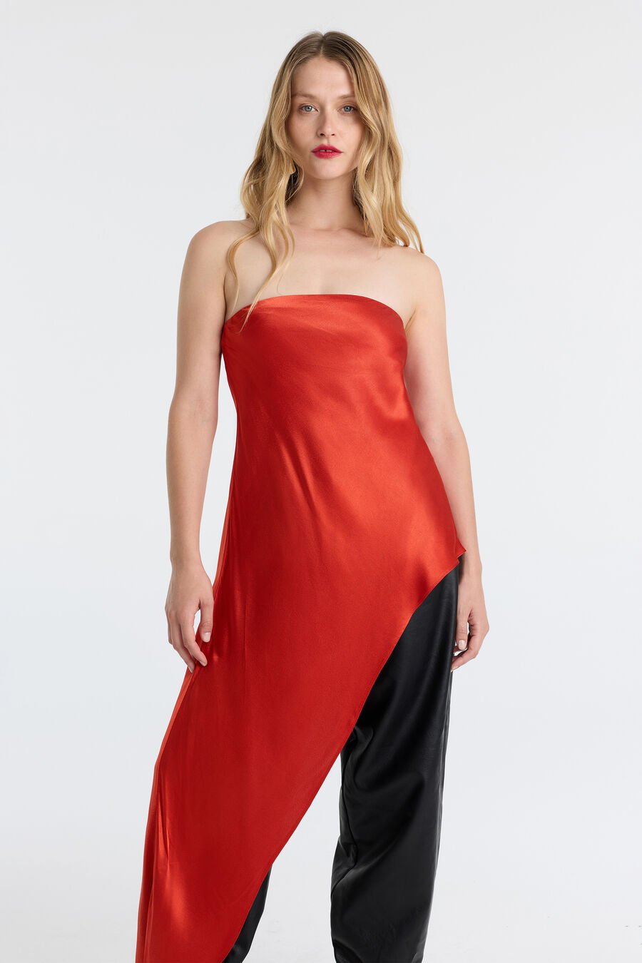ALITA STRAPLESS SATIN TUNIC in colour Burnt Red