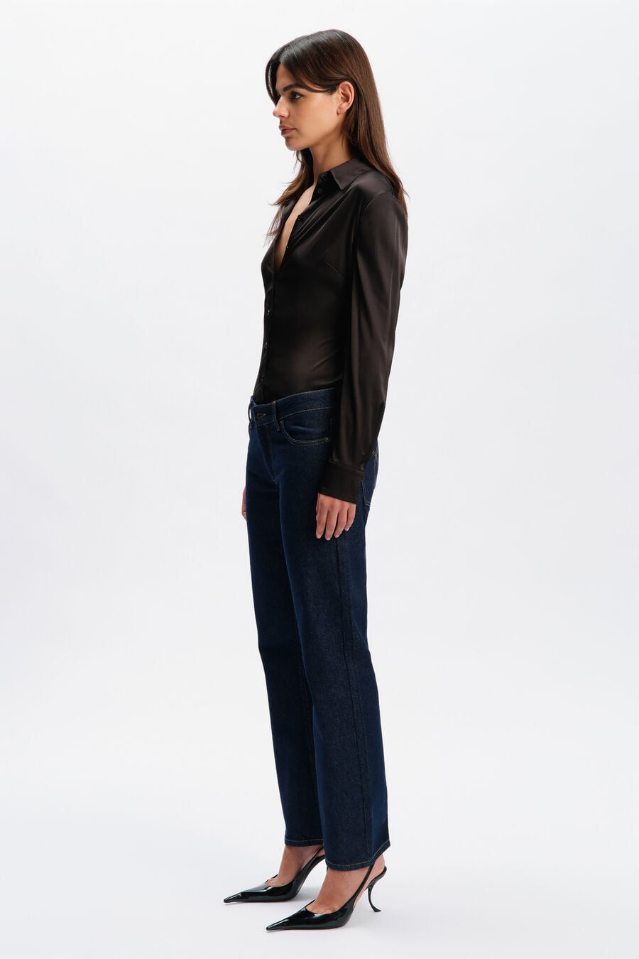 030 Low Rise Straight Leg Jean