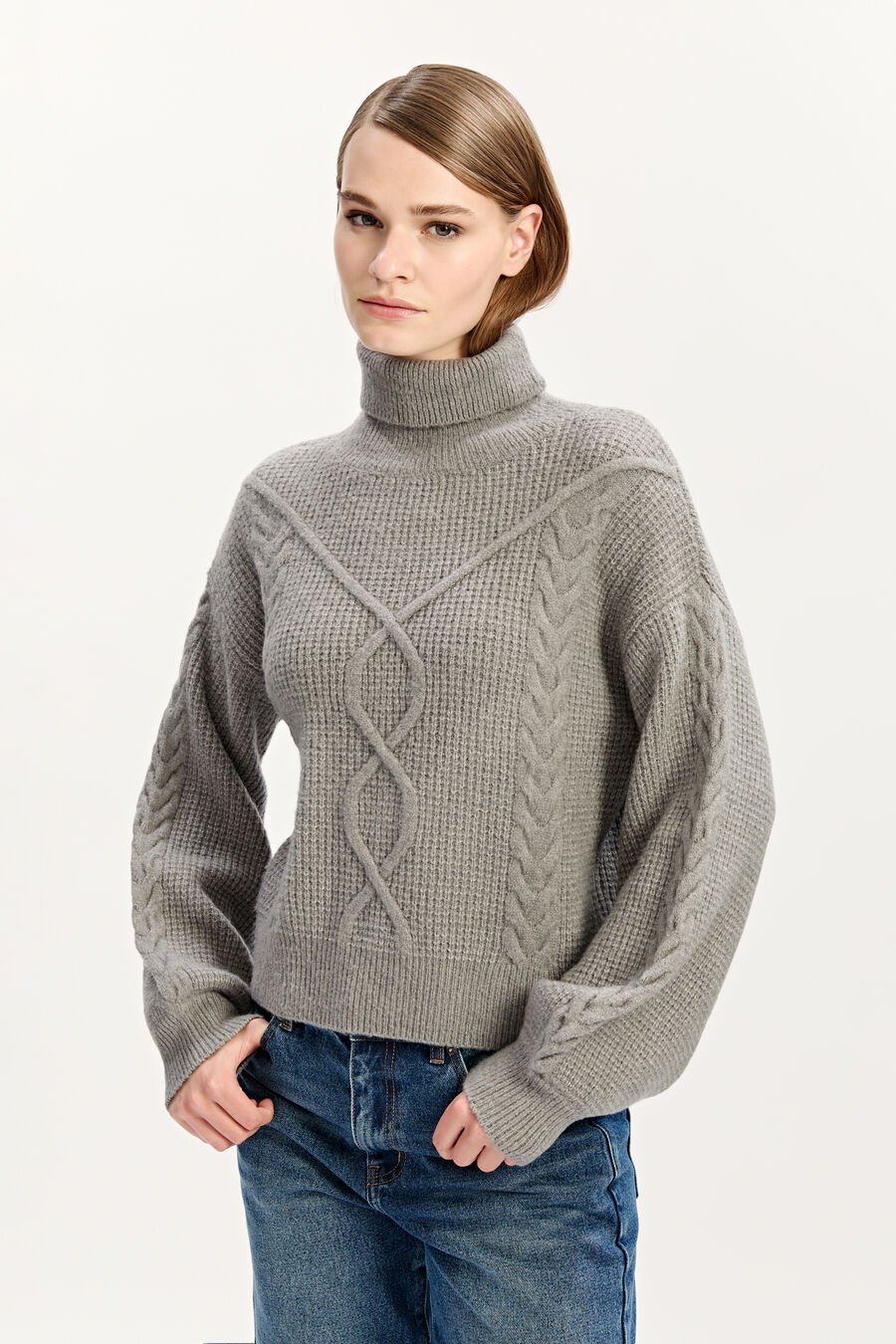 Maya Cable Knit