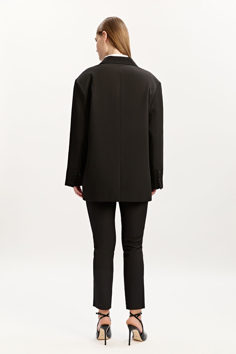 AKIA OVERSIZED BLAZER in colour BLACK