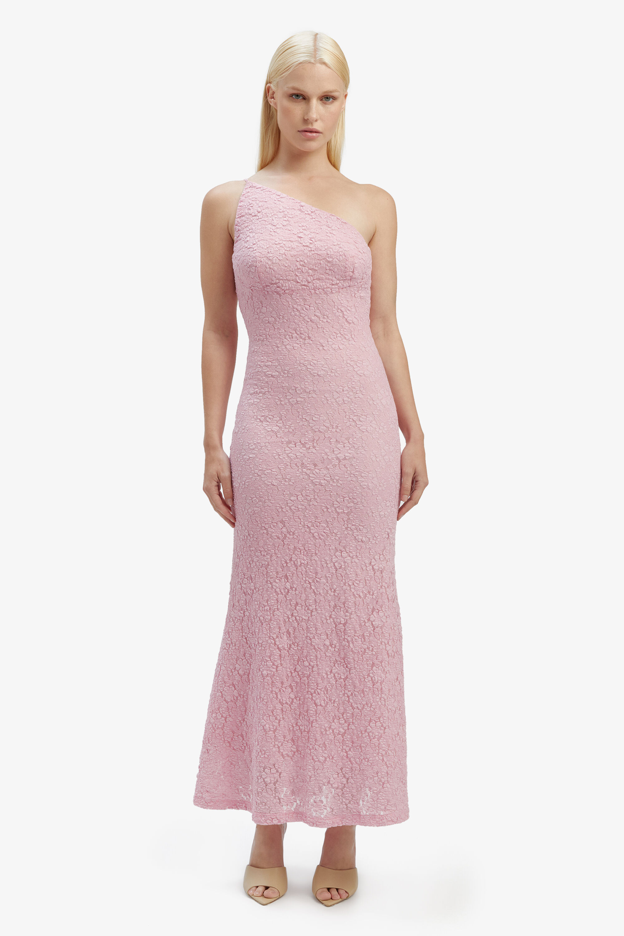 パーティードレス Nikayla Scalloped Edge Caprice Pink Dress Caspian Slinky And Mesh Off Shoulder Maxi Dress - Pale Pink