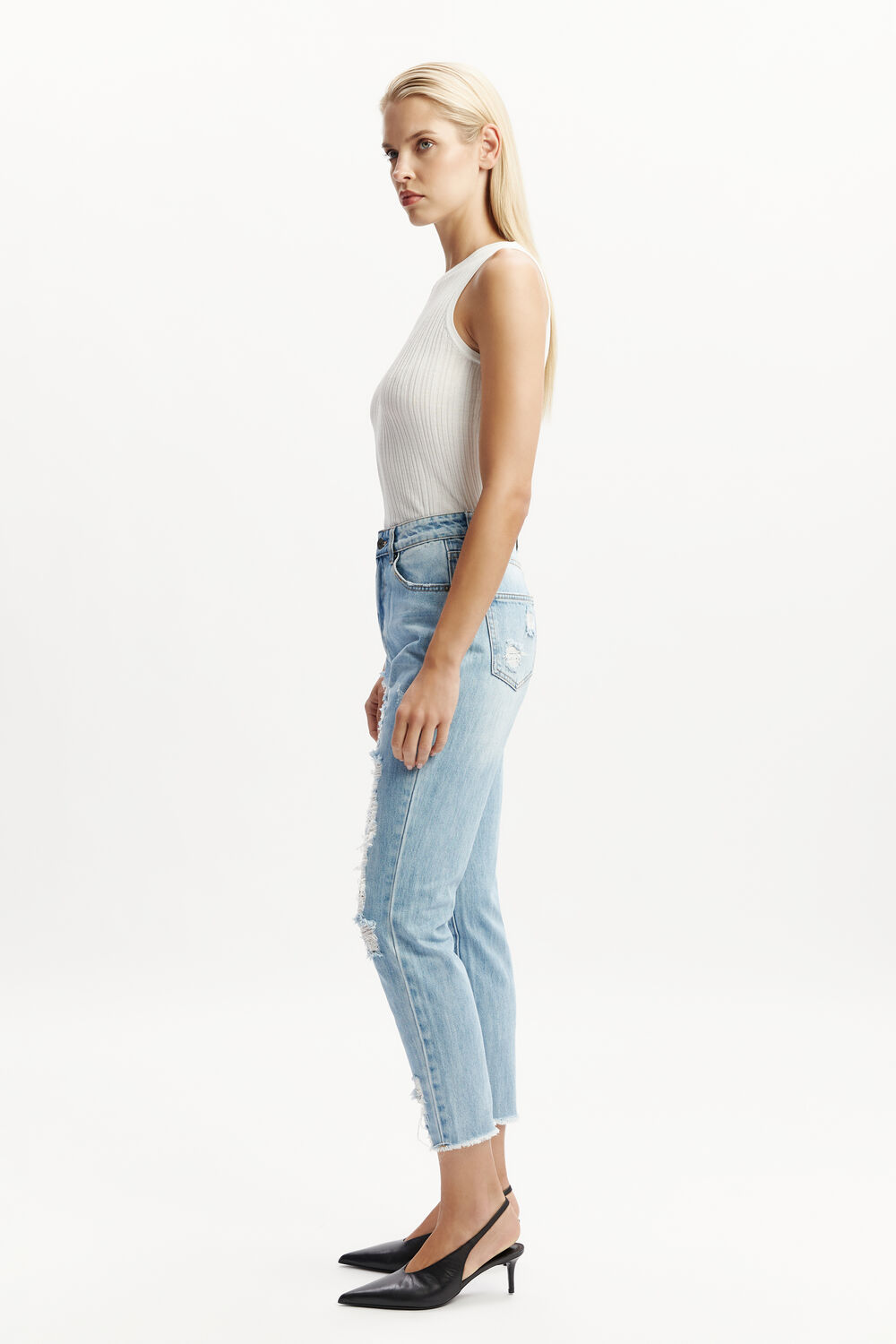 THE MUM JEAN in colour DUSTY BLUE