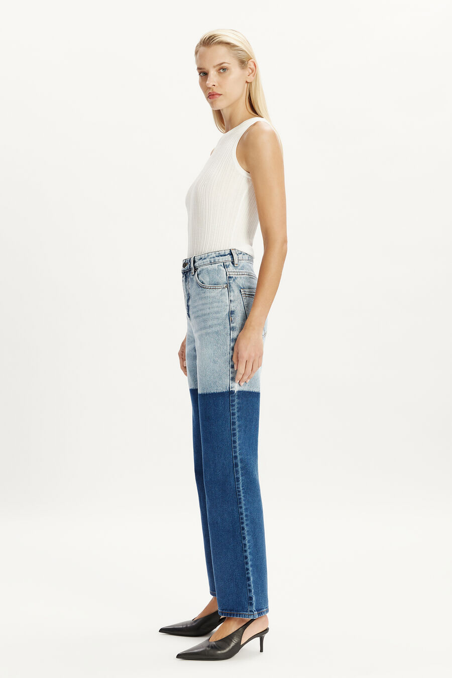 Pia Two Toned Flared Jeans