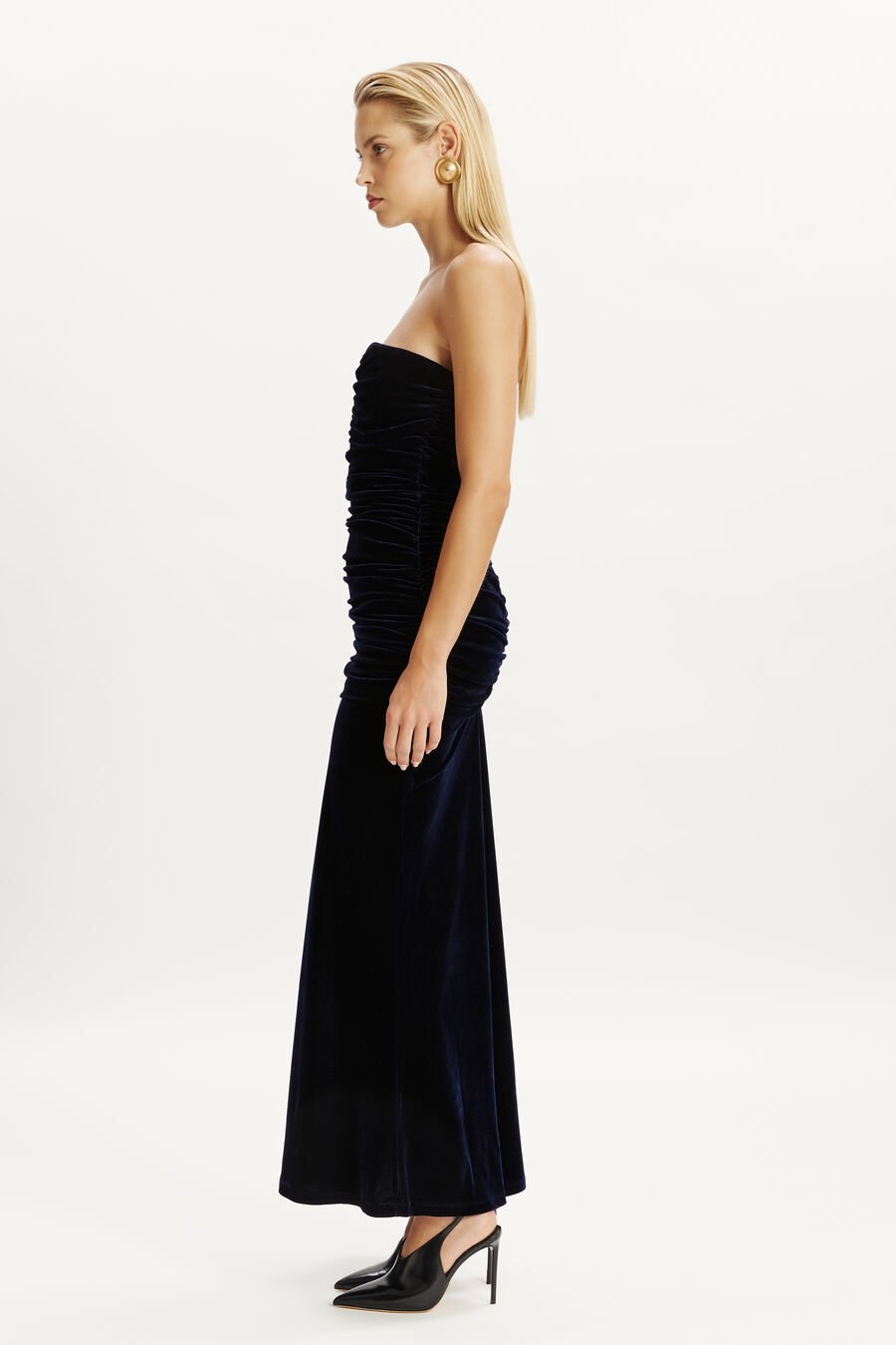 ELVIRA VELVET MAXI DRESS in colour NAVY