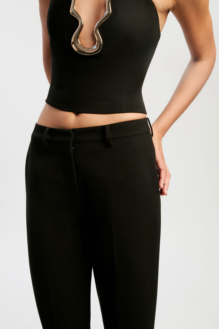 MILENA HIGH RISE FLARED PANT in colour Black