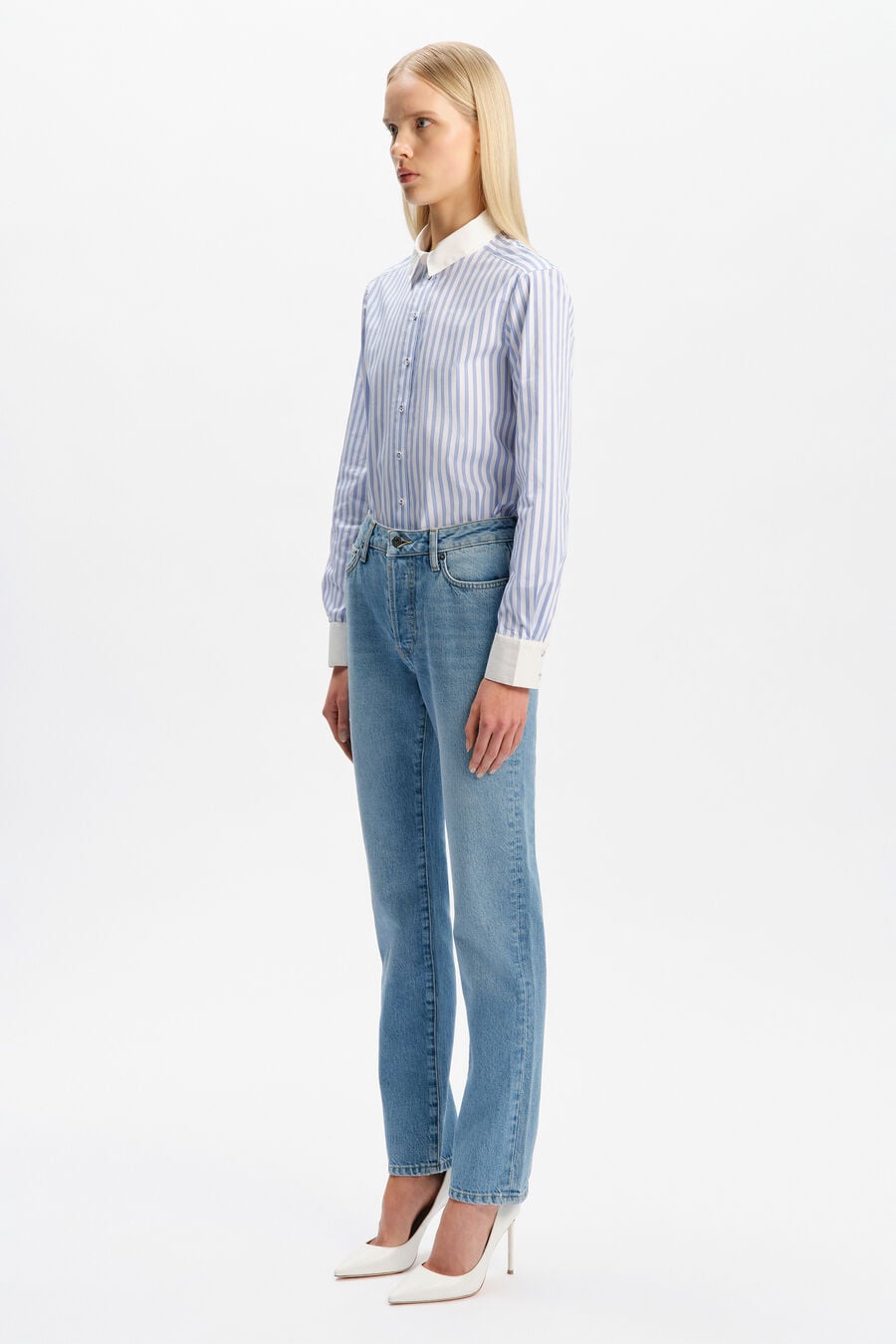 030 Mid Rise Straight Leg Jean