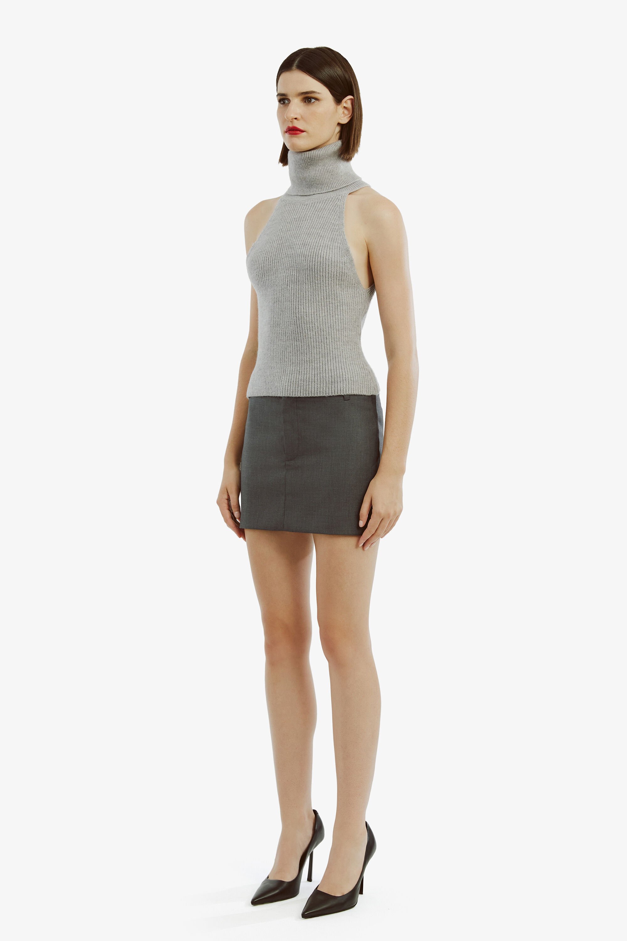 トップス Eaphi BUSTIE LINE SLEEVELESS KNIT HN937D_BLACK_007.jpg?v=
