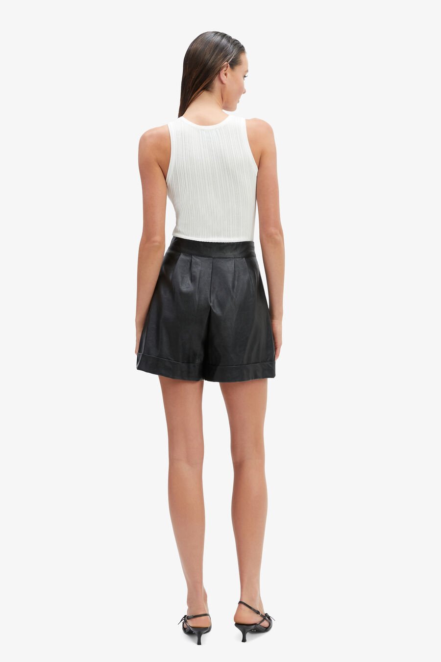 LEON VEGAN LEATHER SHORT in colour BLACK