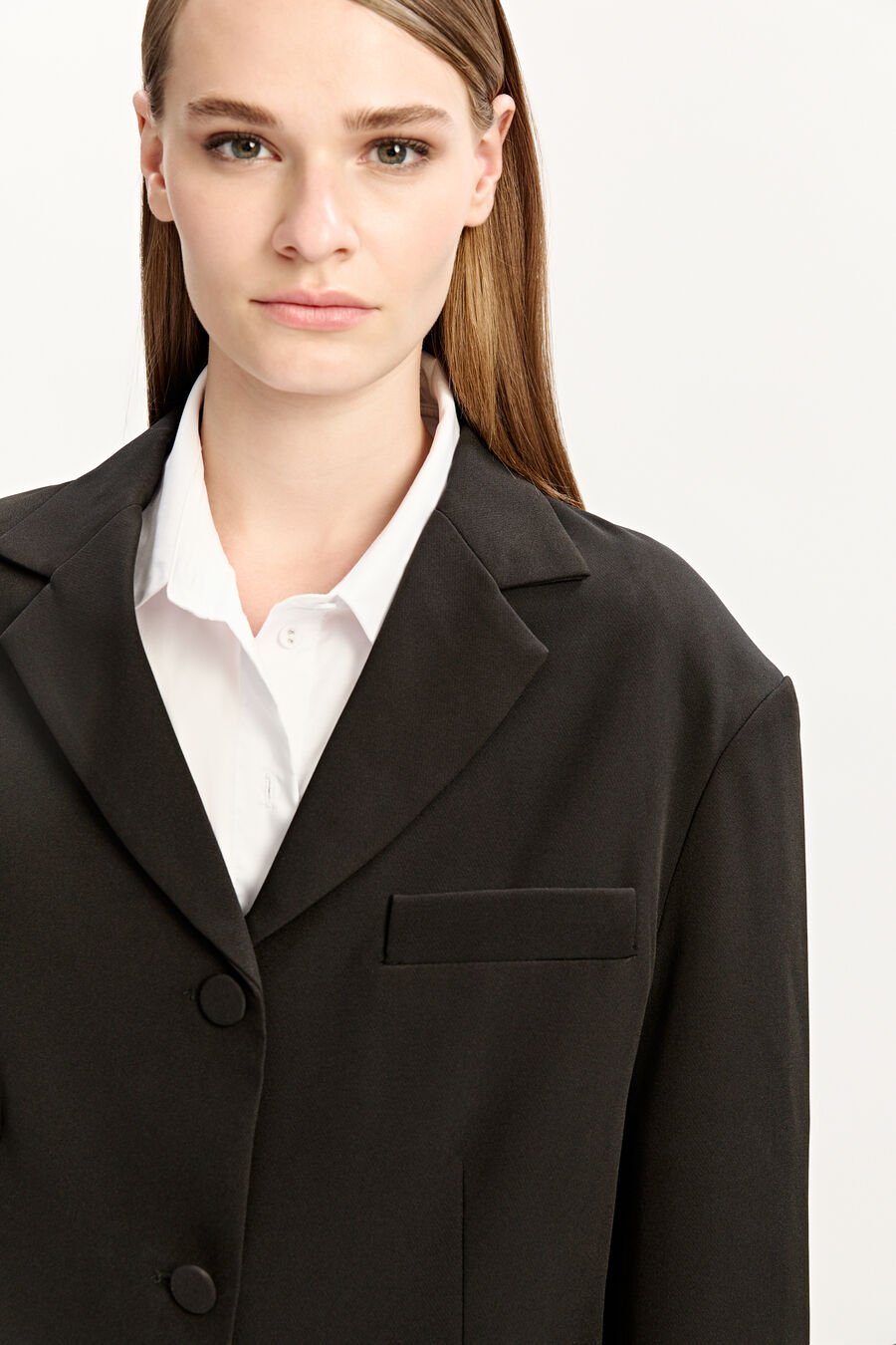 AKIA OVERSIZED BLAZER in colour BLACK