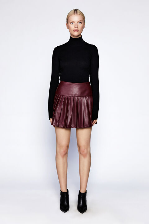 VEGAN LEATHER PLEAT SKIRT in colour BURGUNDY