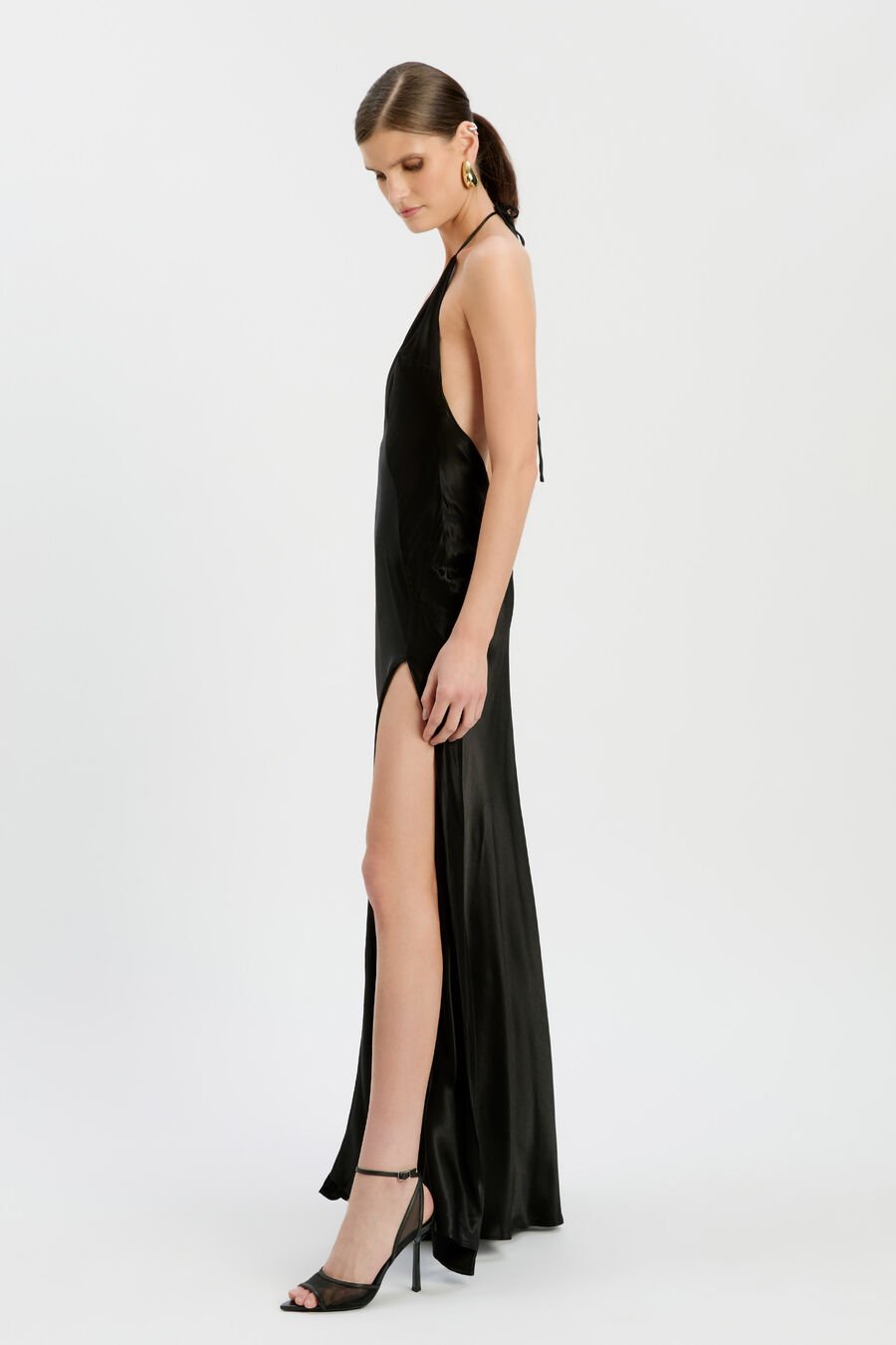 YVE HALTER DRESS in colour BLACK
