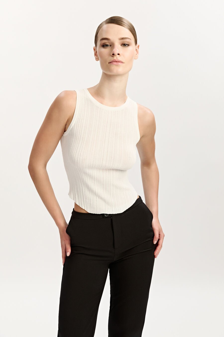 MEREL KNIT TANK in colour ORCHIDWHT