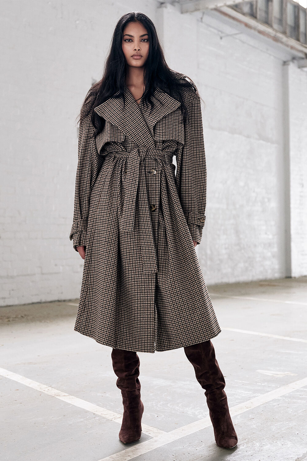 OVERSIZED CHECK TRENCH in colour TOBACCO BROWN